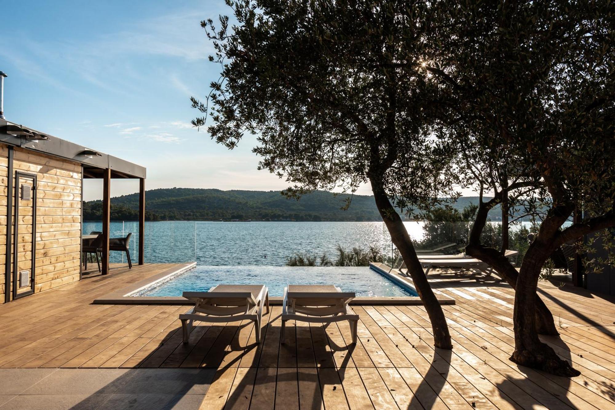 Olivia Green Camping Hotel Tisno Exterior photo